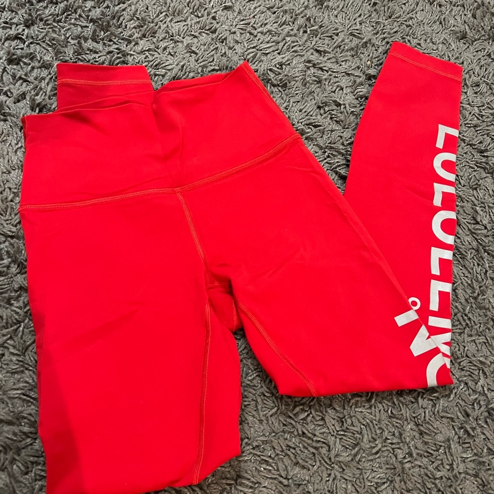 Red Lululemon leggings like new amazing quality